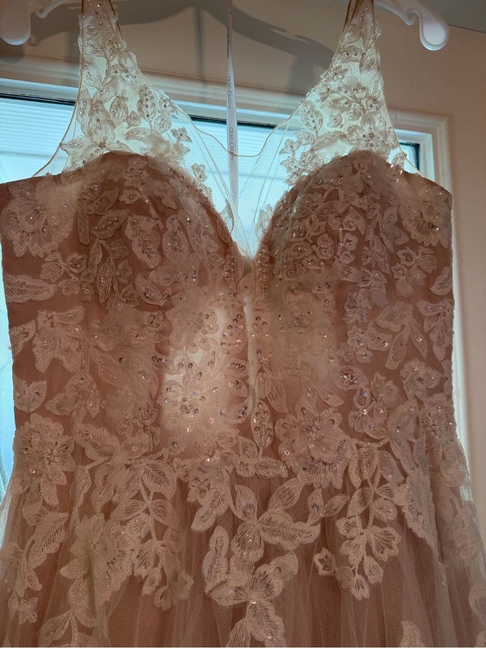 Oleg Cassini Blush and Ivory Lace A-Line Wedding Gown size 14 true to size - Picture 12 of 16